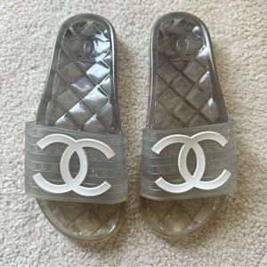 Chanel Transparent Slides